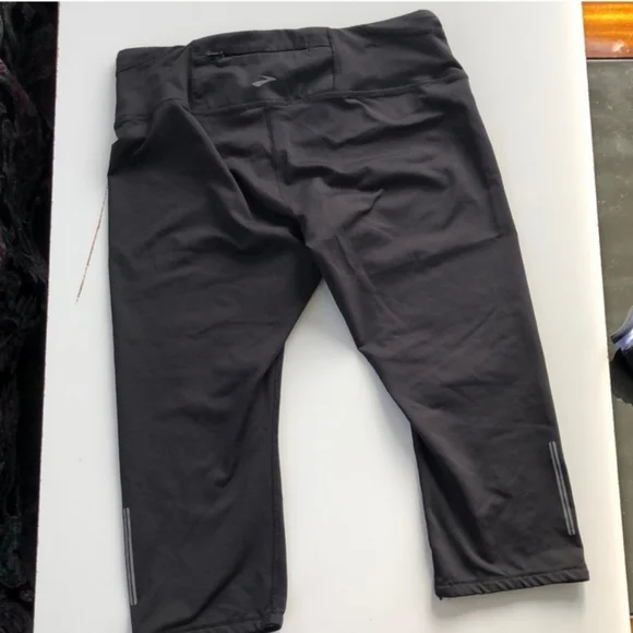 LG- Brooks cropped leggings - Picture 2 of 3